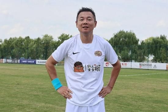 谈话在良好和谐的氛围中进行，没有任何批评或者责备。